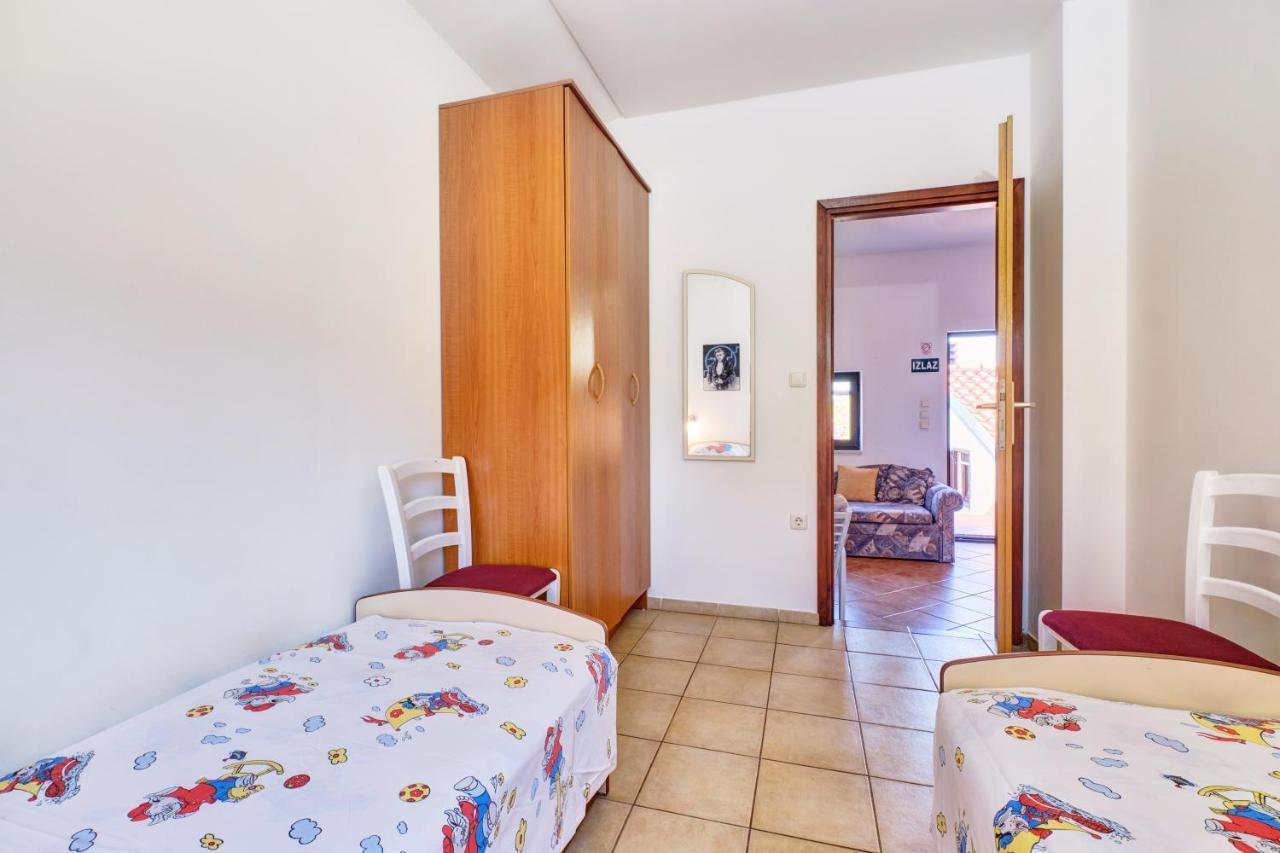 Eco Secluded Apartments Zabodarski Cunski Екстер'єр фото