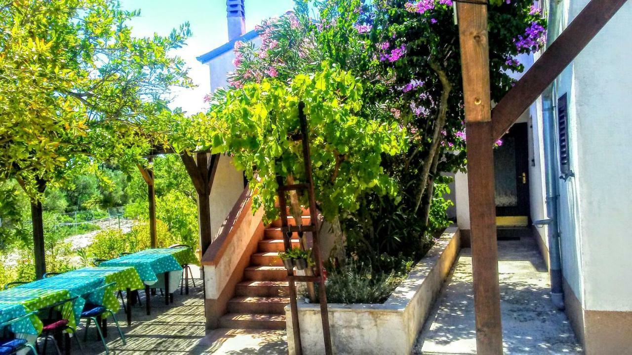 Eco Secluded Apartments Zabodarski Cunski Екстер'єр фото